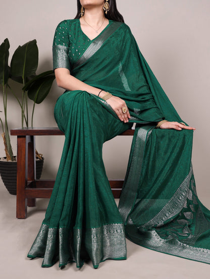 A saree that blends comfort with class, crafted from rich and fluid Chinon 🪷