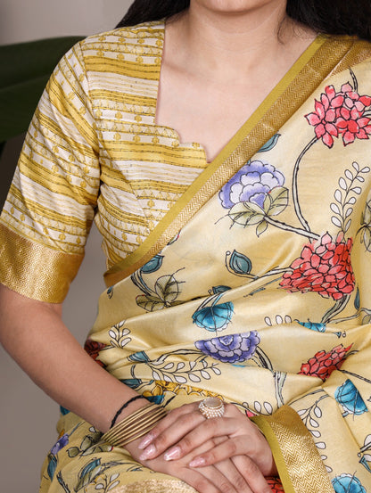 Tasar Silk drape with a glossy viscose border – perfect for your festive and timeless looks 🌺