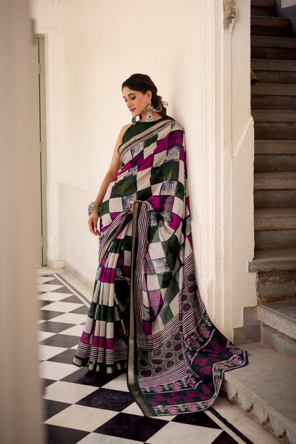 Woven whispers of royalty, wrapped in Chanderi charm 🍂