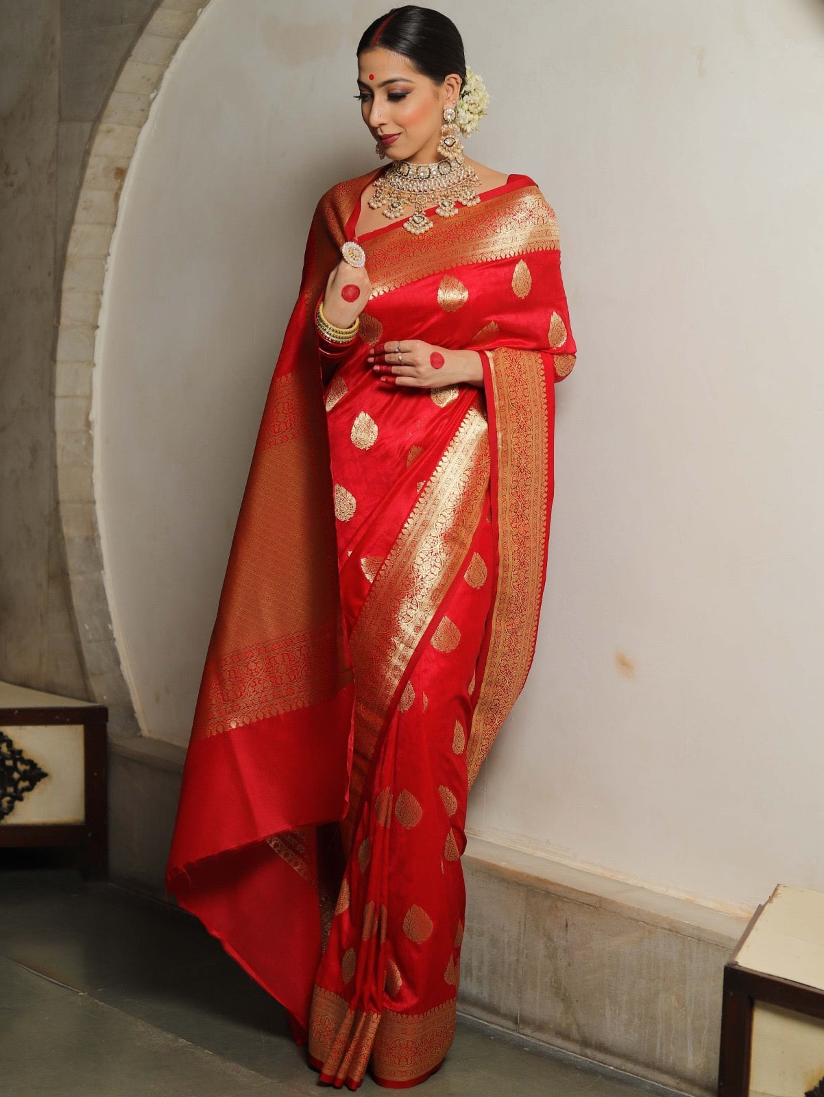Woven design blend banarasi saree