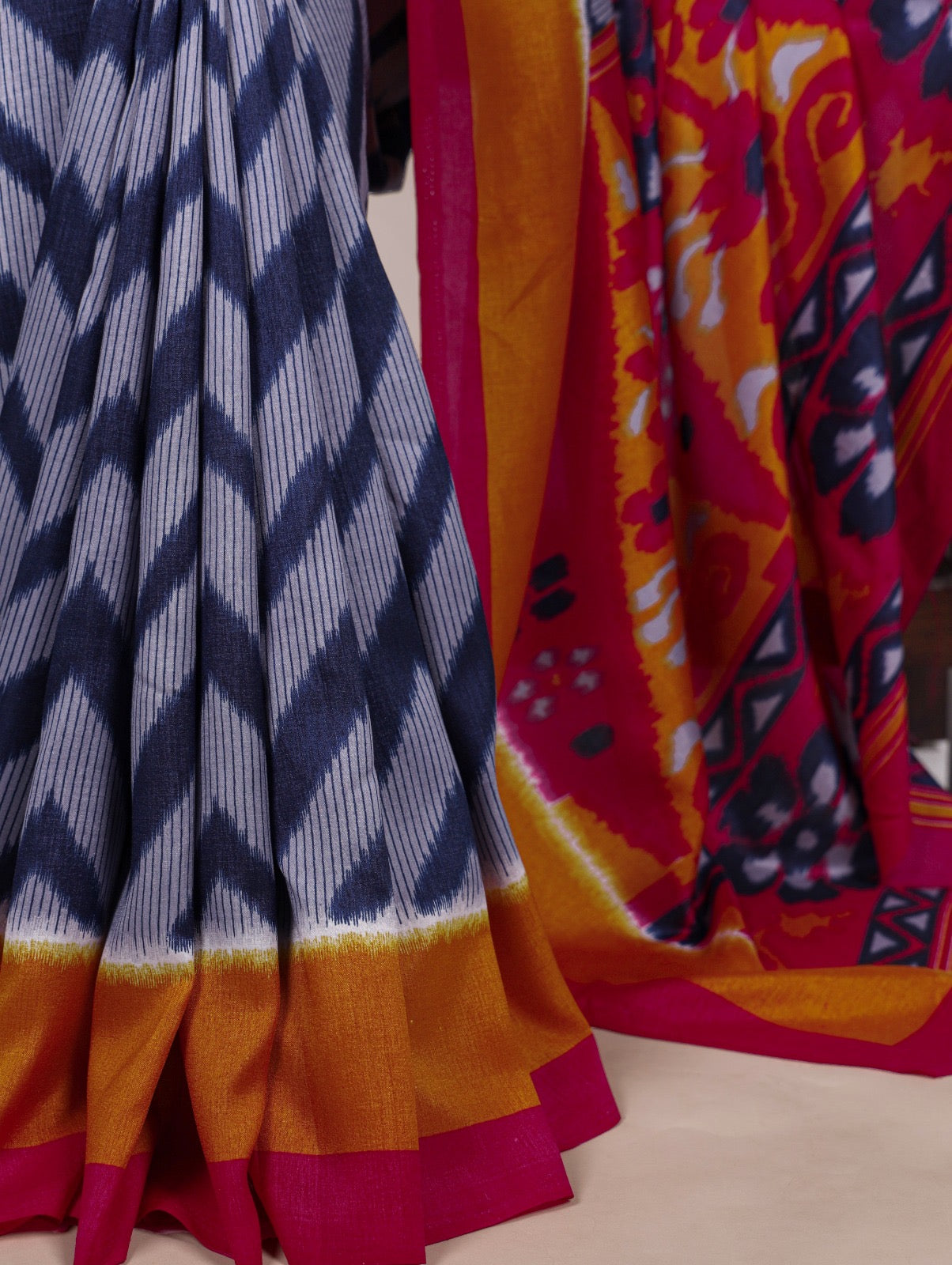 Zigzag weaves, tasar silk, and a drape that makes every moment elegant 🪸