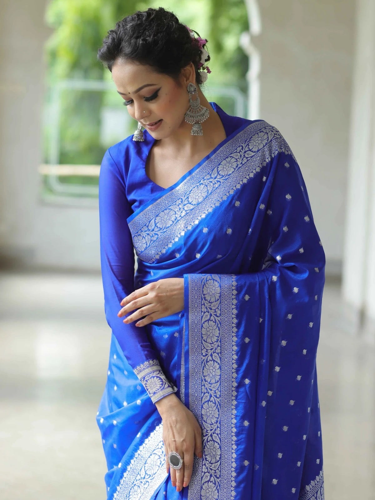 Draped in Tradition, Styled for Celebrations 💃