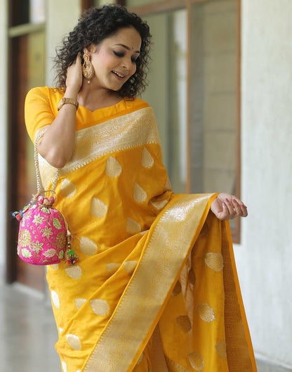 Woven design blend banarasi saree