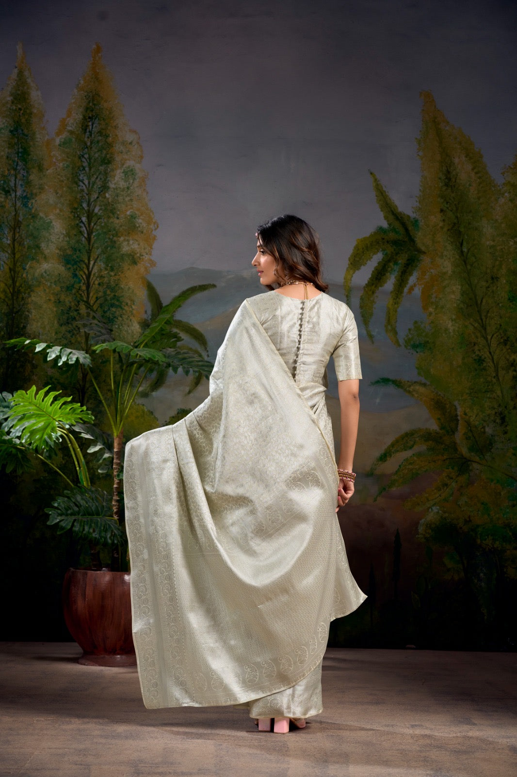 Kanjivaram beauty, crafted for your special day 🪷