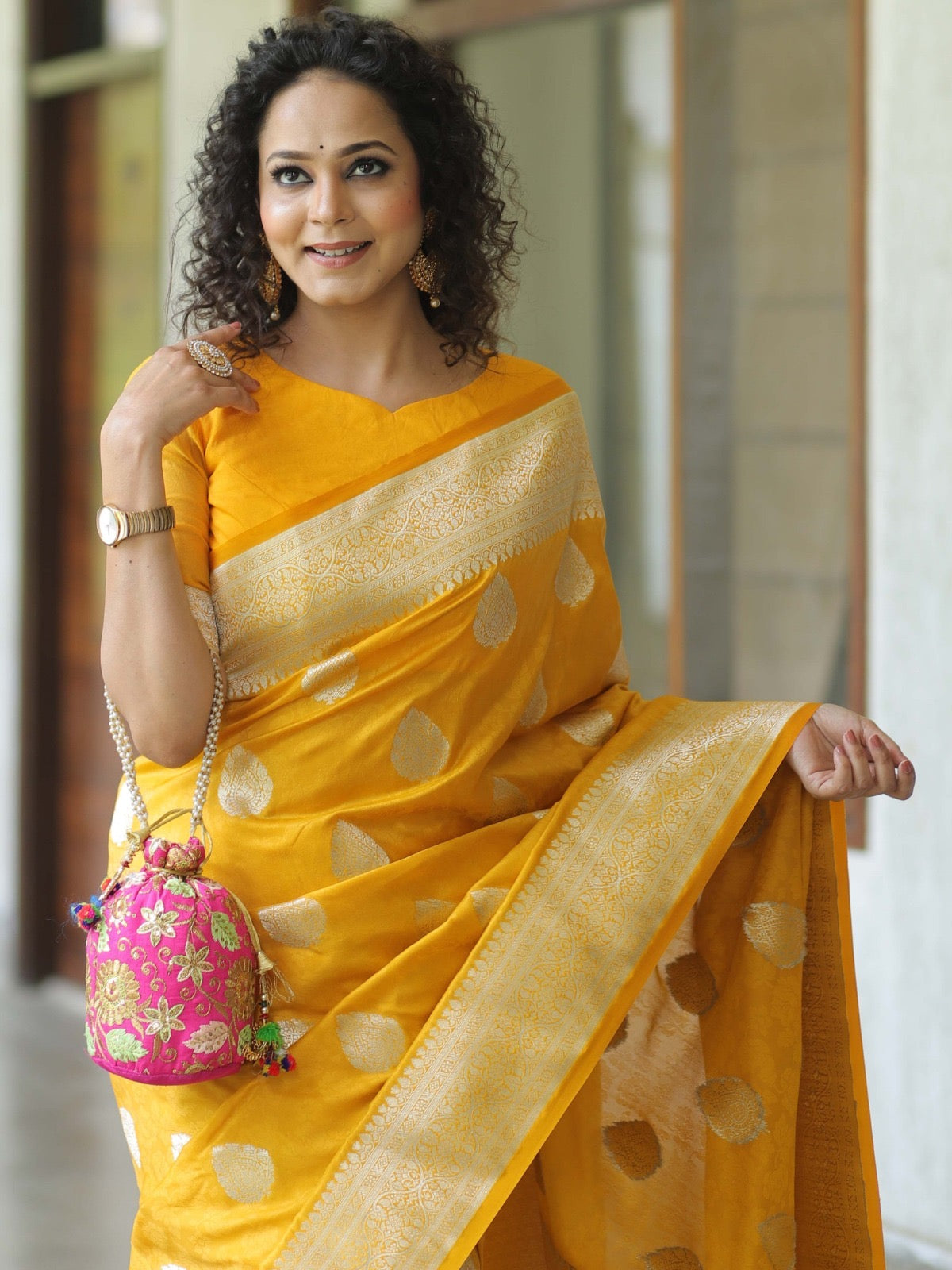 Woven design blend banarasi saree