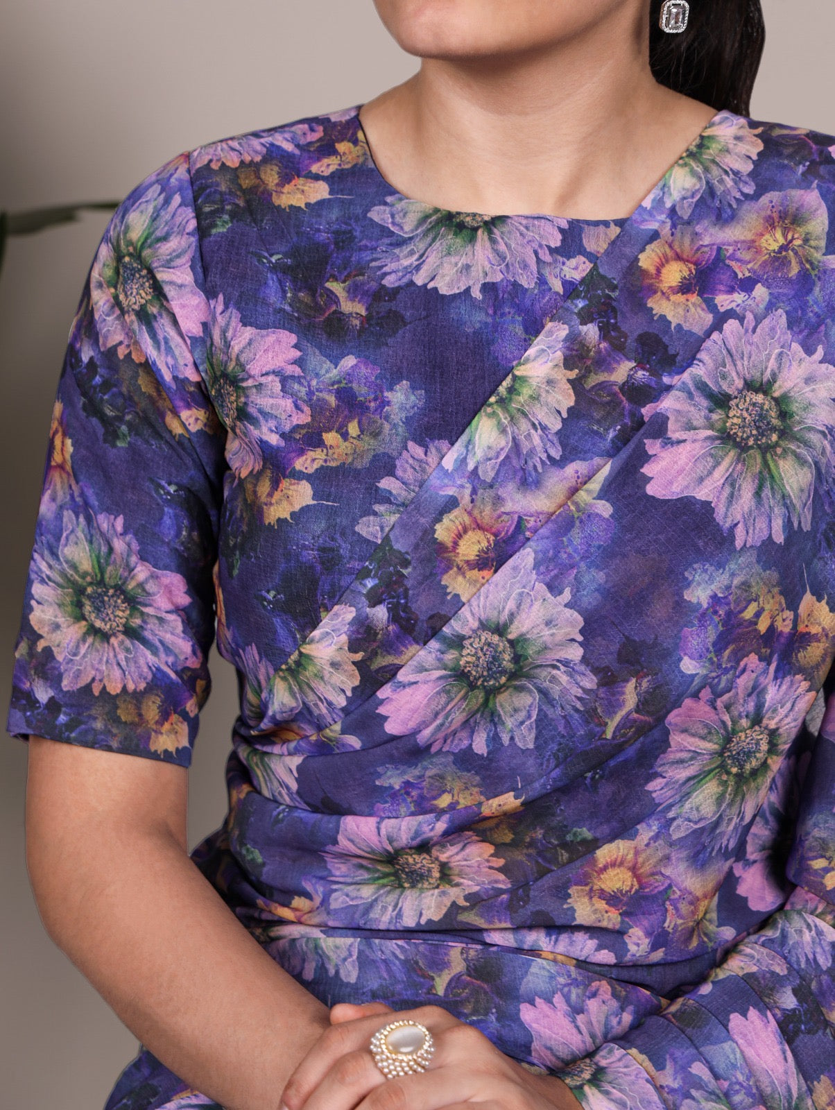 Breezy, beautiful, and bold — embrace the charm of floral prints on soft, weightless marble fabric.🍂