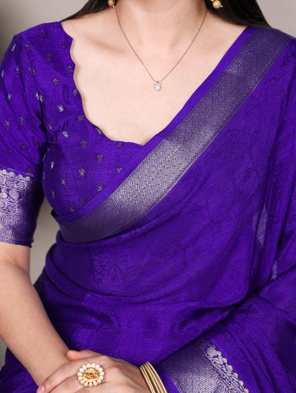 A saree that blends comfort with class, crafted from rich and fluid Chinon 🪷