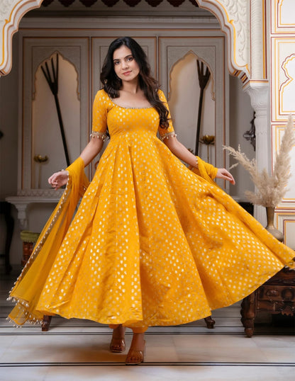 Chanderi Jacquard Butti Anarkali Kurta Set With Pant & Dupatta (Yellow)