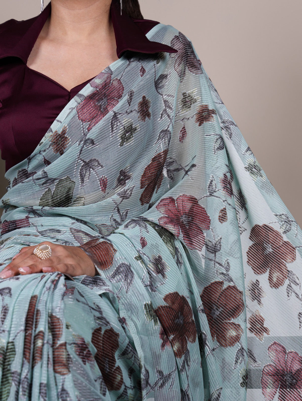 grace of floral prints 🍂